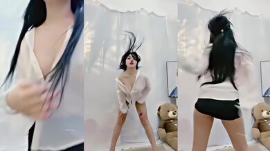 【高颜反差美少女】高跟鞋露脸抖音风艺校才女 杨晓花定制露脸福利，现代古风各种裸舞，又美又欲，值得一看